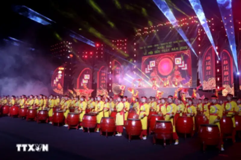 Lễ hội Đền Trần Hưng Yên 2026 chính thức khai mạc, thu hút du khách thập phương