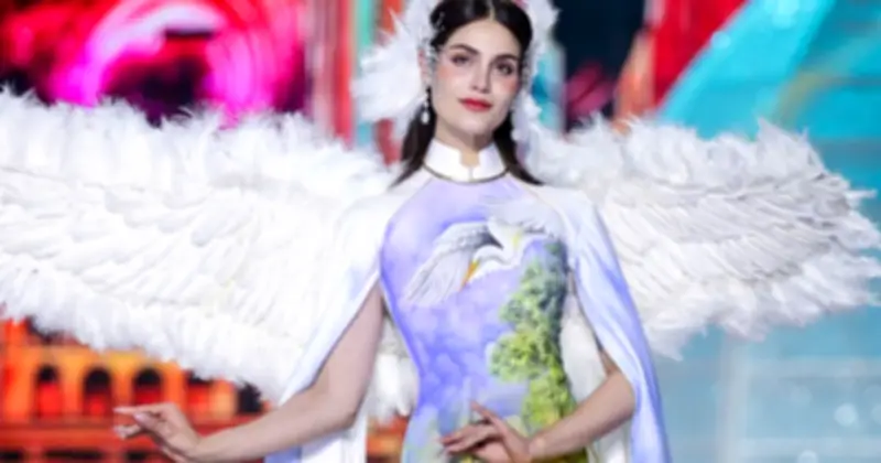 Lễ Hội Áo Dài TP.HCM Lần 12 Rực Rỡ Với Sự Góp Mặt Của Hoa Hậu Quốc Tế