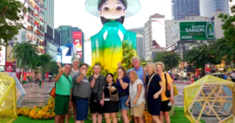 Lễ hội Áo dài TPHCM lần thứ 12: Dệt khát vọng từ sợi tơ vàng son