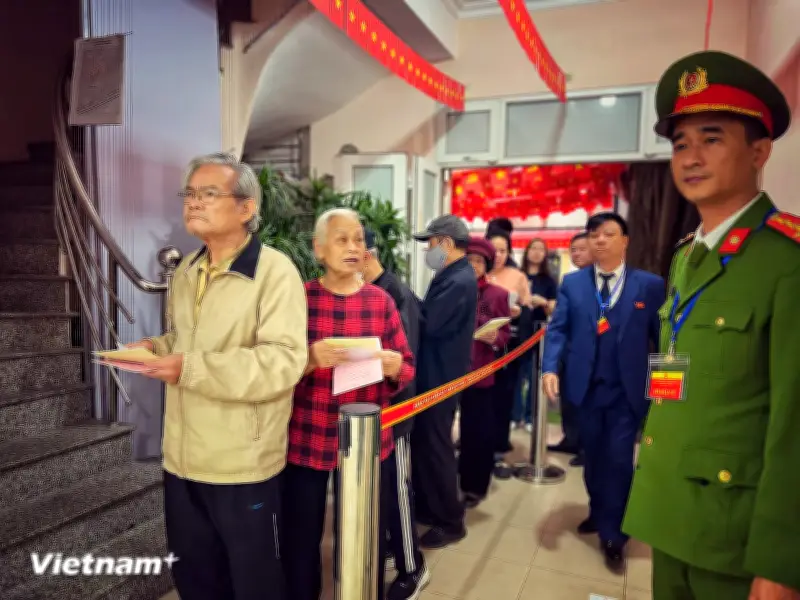 Lá Phiếu Gửi Gắm Kỳ Vọng: Cử Tri Tin Tưởng Vào Đội Ngũ Đại Biểu Nhiệm Kỳ Mới