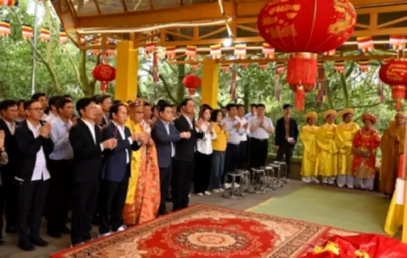 Lễ Tế Trời Đất Độc Đáo Trên Núi Ngũ Nhạc Linh Từ Ở Côn Sơn