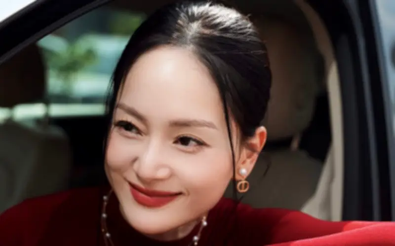 Lan Phương căng thẳng trước phiên tòa ly hôn, chia sẻ áp lực tâm lý