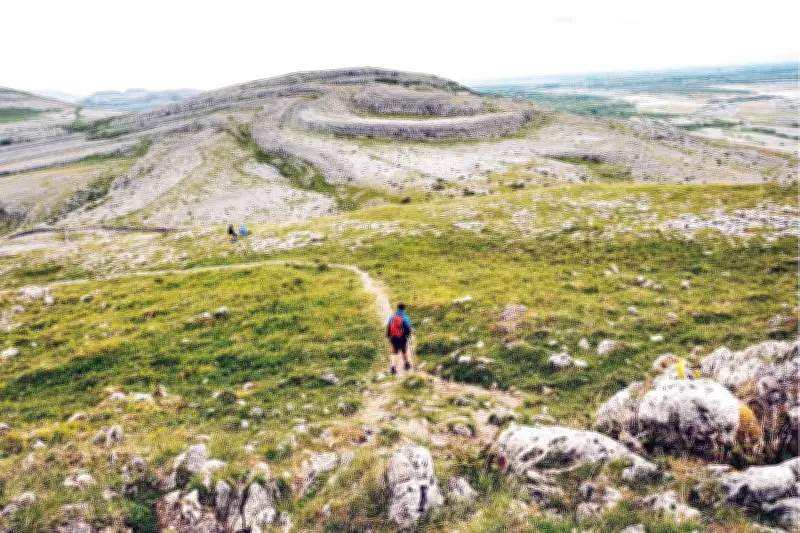 Lạc Lối Giữa Đá Vôi Burren: Hành Trình Khám Phá Vùng Đất Tĩnh Lặng Và Sáng Tạo Ở Ireland