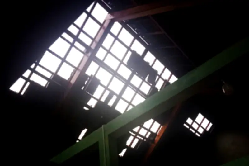 Lốc xoáy 20 phút ở Quảng Ngãi gây thiệt hại nặng: 116 nhà dân bị tốc mái