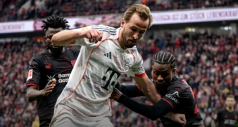 Leverkusen đánh bại Bayern Munich, Bundesliga 2025/26 vòng 25 gây chấn động