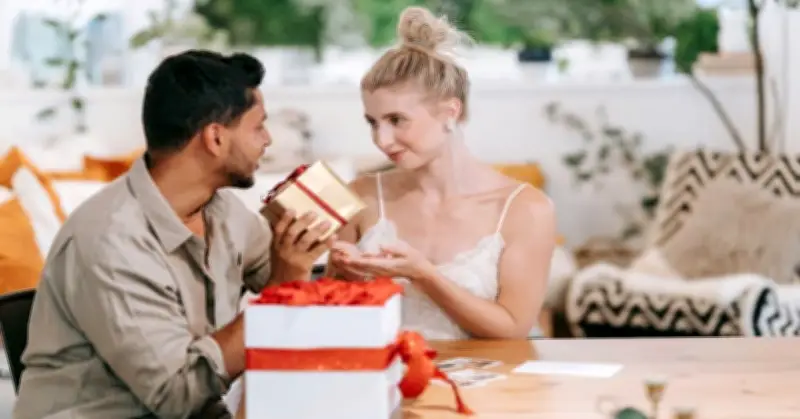 Lời Chúc 8/3 Cho Vợ: Gợi Ý Những Câu Nói Lãng Mạn Và Ý Nghĩa Nhất