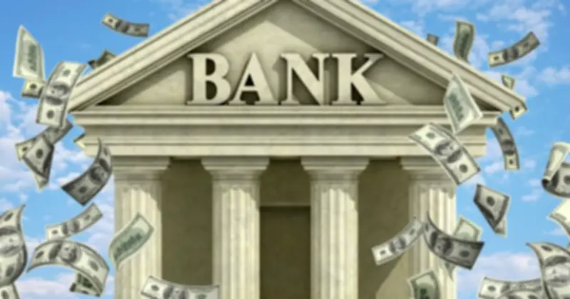 Lợi nhuận chưa phân phối của ngân hàng tăng mạnh, Vietcombank dẫn đầu với hơn 100.000 tỷ đồng