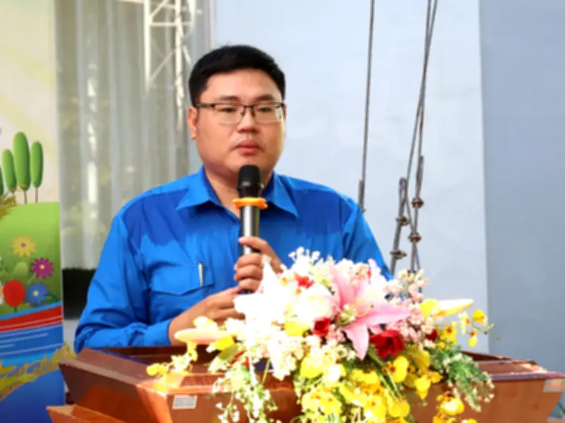 Lại Phước Trường Thành: Gương Mặt Trẻ Tiêu Biểu Với Nhiều Thành Tích Phục Vụ Cộng Đồng