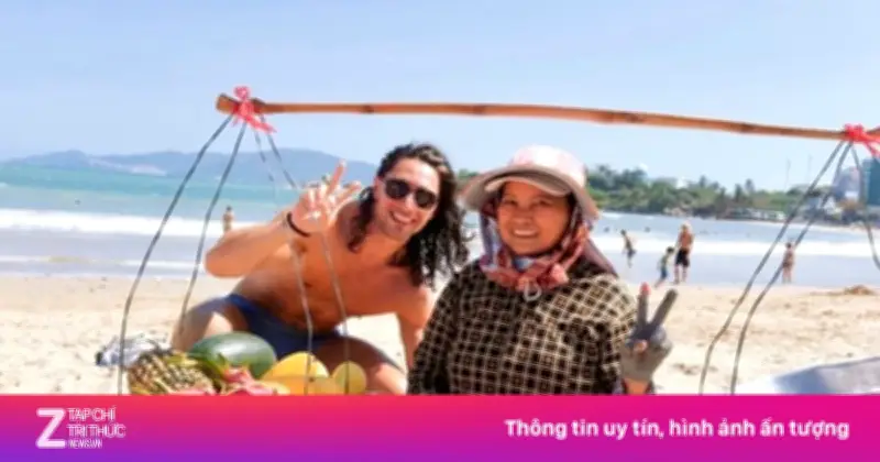 Lời Rao 'Xoài, Dứa, Chuối' Của Dì Mai Ở Nha Trang Gây Sốt Toàn Cầu, Được Remix Thành Ca Khúc