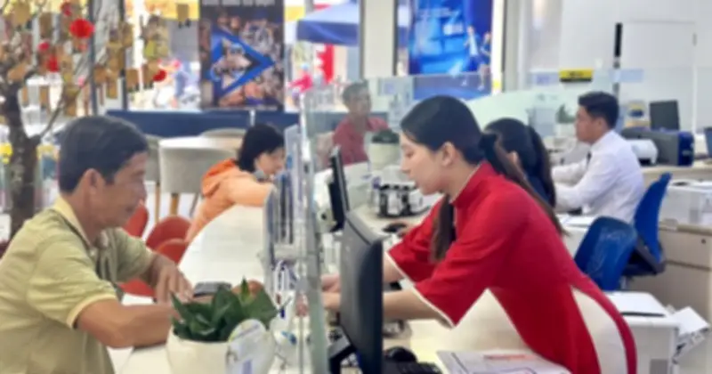 Lãi suất ngân hàng tăng tốc tháng 3, nhiều người chuyển hướng gửi tiết kiệm