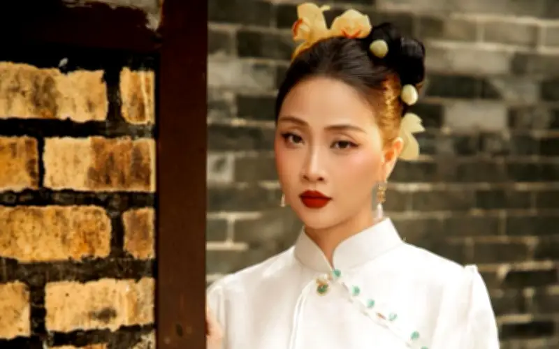 Liêu Hà Trinh: Sự dịu dàng trong hôn nhân không nằm ở đóa hoa hồng