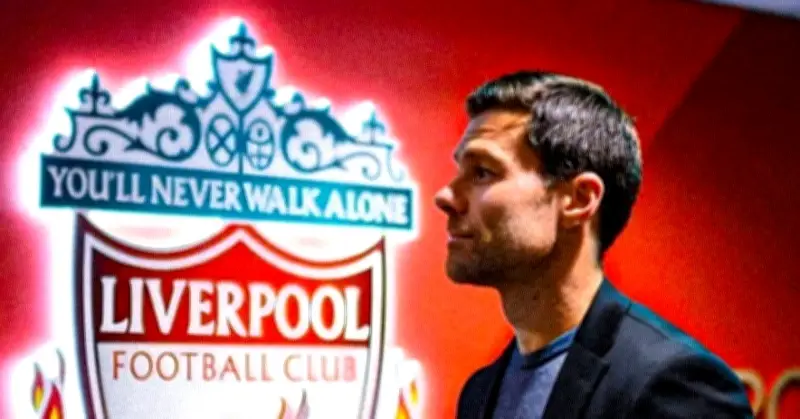 Liverpool Sắp Sa Thải Arne Slot, Xabi Alonso Chuẩn Bị Về Anfield Làm HLV Trưởng