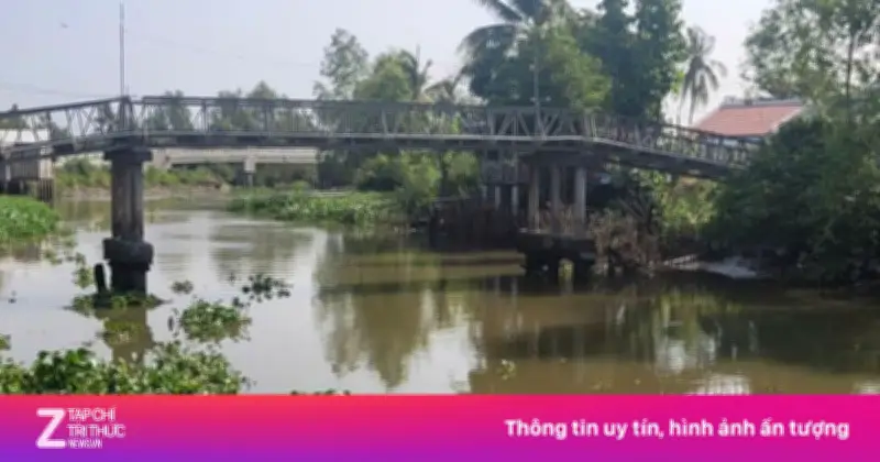 Làm rõ vụ thi thể nam giới trôi nổi dưới kênh ở Đồng Tháp, nghi ngờ liên quan nghiện rượu