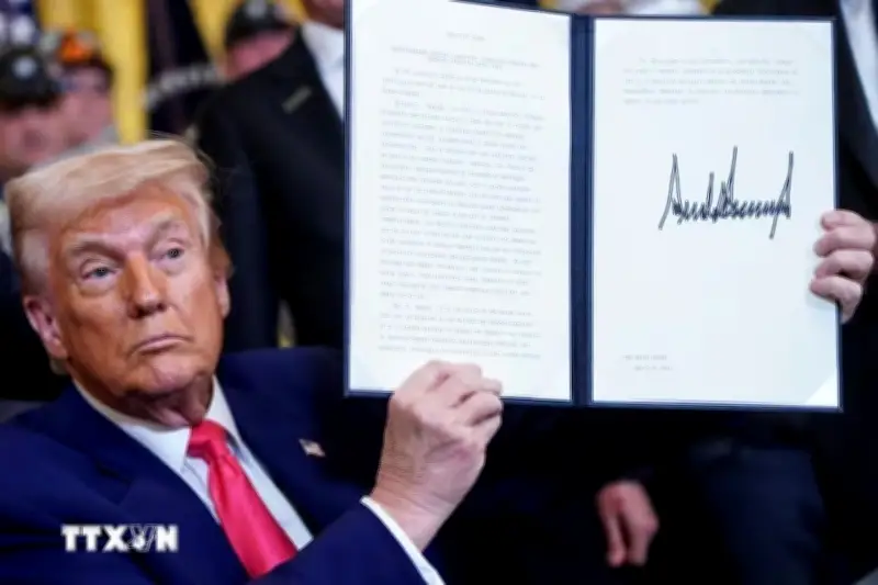 Lần đầu tiên chữ ký của Tổng thống Mỹ Dương Nhiệm được in trên đồng USD