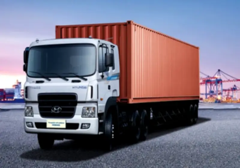 Lần đầu tiên trong lịch sử, các phân vật chất được vận chuyển bằng đường bộ