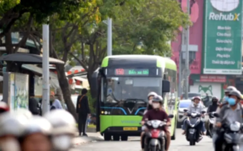 Lượng Hành Khách Sử Dụng Metro Và Xe Buýt Tại TP.HCM Tăng 35% Sau Tết