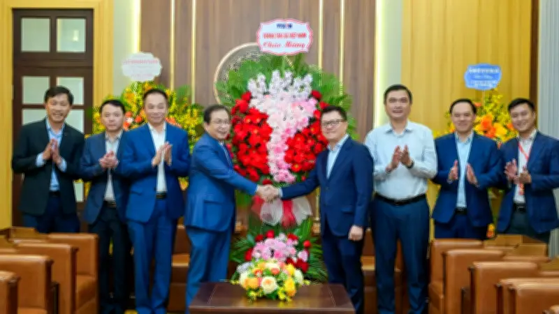 Lãnh đạo Báo Nhân Dân tiếp các đoàn thăm và chúc mừng trong tháng 3