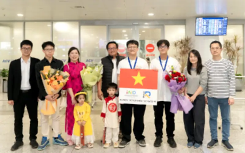 Lớp chuyên Hà Nội giành cú đúp huy chương vàng Olympic Trí tuệ Nhân tạo 2026