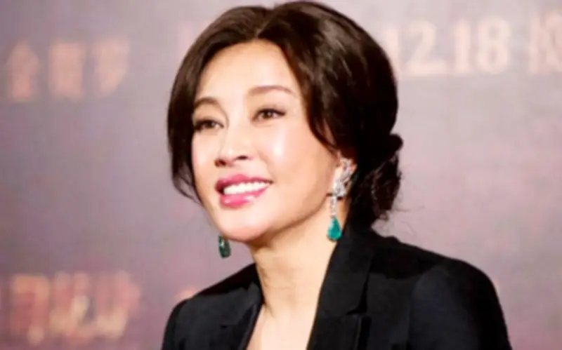 Lưu Hiểu Khánh Phủ Nhận Tin Đồn Qua Đời, Tiết Lộ Mâu Thuẫn Gia Đình Và Hành Trình Nghệ Thuật