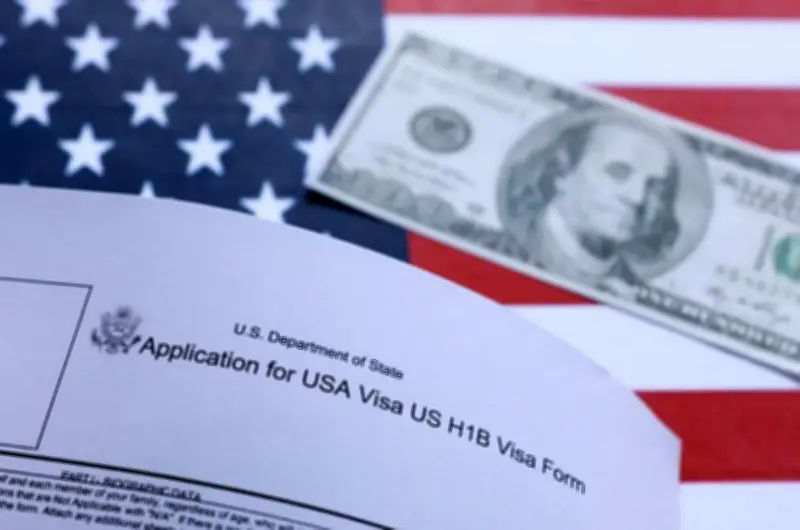 Mỹ bổ sung 12 quốc gia vào danh sách đặt cọc thị thực, Việt Nam không nằm trong số này