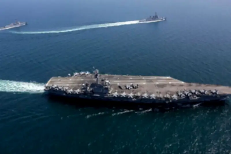 Mỹ bắn hạ tên lửa Iran, tàu sân bay Mỹ bị tấn công ở Trung Đông