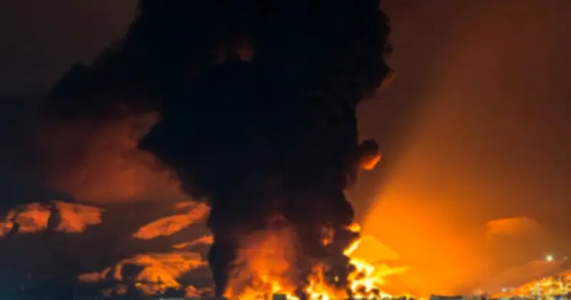 Mỹ cảnh báo Israel về tấn công cơ sở năng lượng Iran, lo ngại giá dầu tăng vọt