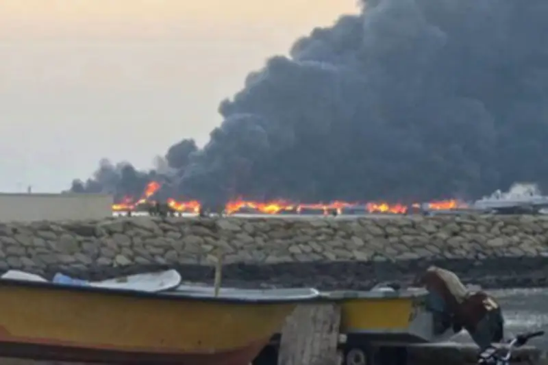 Mỹ kêu gọi công dân lập tức rời Trung Đông, cảnh báo đòn mạnh nhất vào Iran