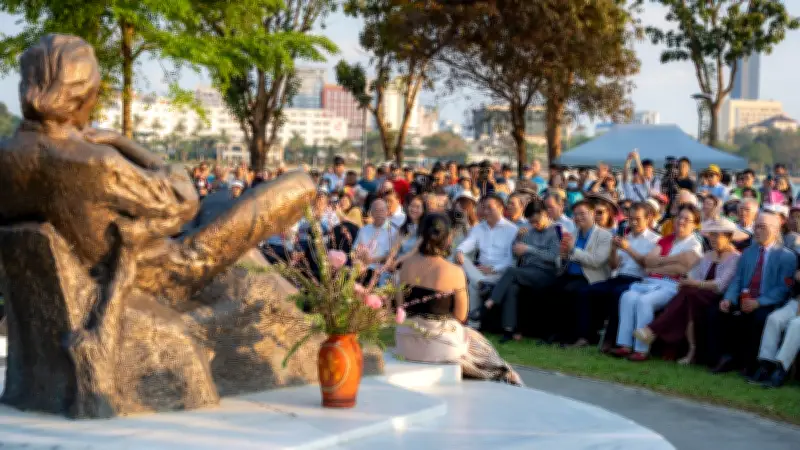 Đêm nhạc Trịnh Công Sơn bên sông Hương: Kết nối tình người và di sản Huế