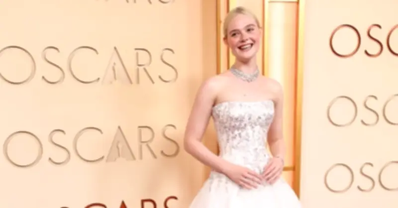 Mỹ nhân khiến triệu người mê đắm không làm fan thất vọng vì quá đẹp