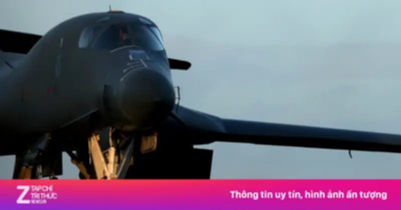 Mỹ Sử Dụng Bom Phá Boongke GBU-72 Trong Cuộc Tập Trận Oanh Tạc B-1