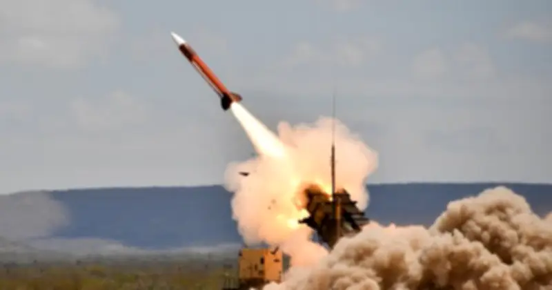 Mỹ thừa nhận khó ngăn chặn toàn bộ UAV Iran, lo ngại cạn kiệt tên lửa đánh chặn