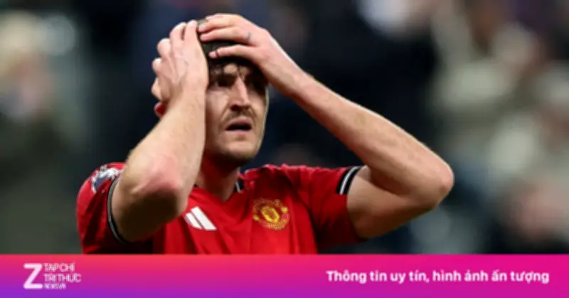 Manchester United Sụp Đổ Trước Newcastle Dù Chơi Hơn Người Ở Premier League