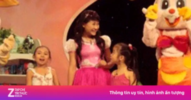 MC Quỳnh Anh - 'Chị Kính Hồng' ngày xưa bất ngờ xuất hiện phiên dịch Oscar 2026 trên VTV