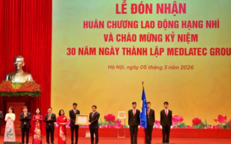 MEDLATEC Đón Nhận Huân Chương Lao Động Hạng Nhì Nhân 30 Năm Thành Lập