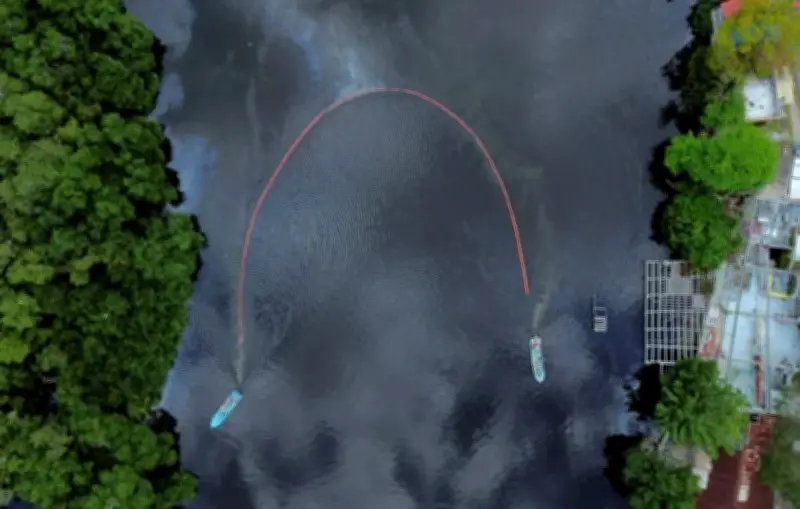 Mexico Loại Bỏ Số Dầu Thô Còn Sót Lại Sau Vụ Tràn Dầu Ở Vịnh Mexico