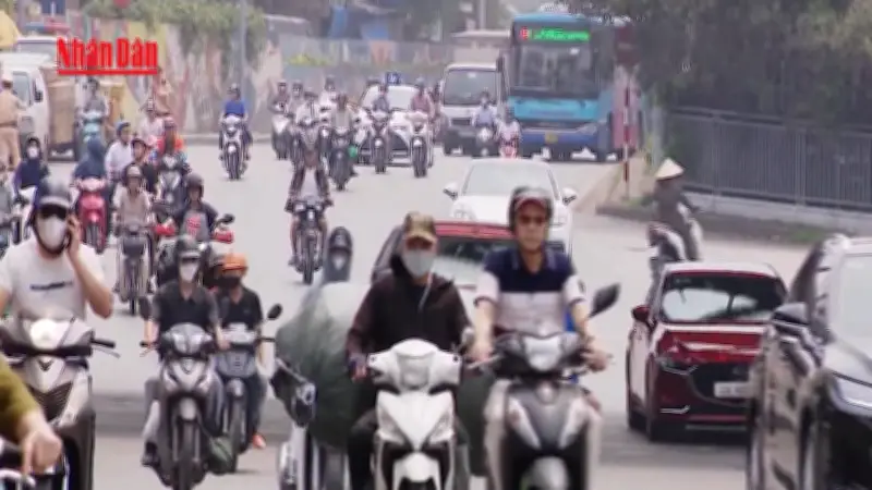 Miền Bắc hứng nắng nóng gay gắt, nhiệt độ lên tới 39 độ C, sắp mở rộng