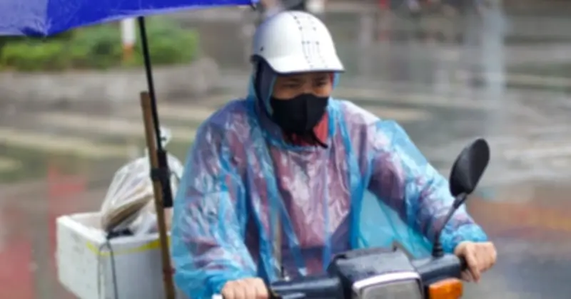 Miền Bắc đối mặt mưa đá, giông lốc; không khí lạnh yếu gây se lạnh đầu tháng 4