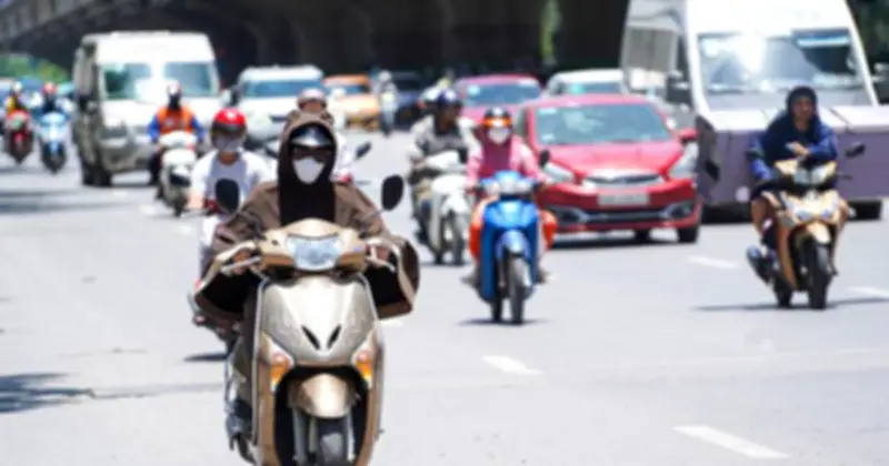 Miền Bắc đón đợt nắng nóng gay gắt đầu tuần, nhiệt độ có nơi trên 38 độ C