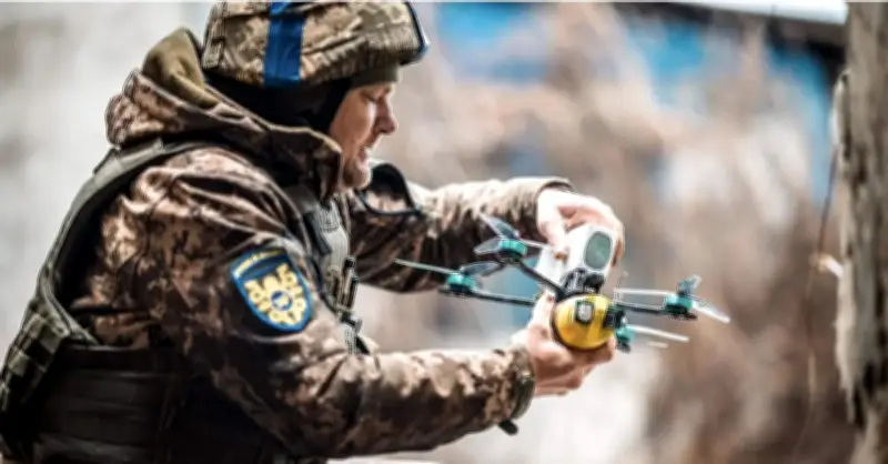 Moskva bị tấn công dữ dội, hàng loạt chuyến bay phải tạm hoãn