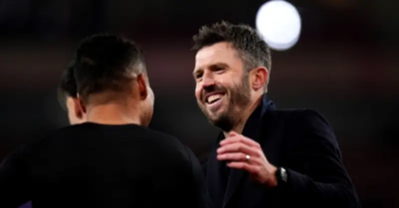 MU sắp bổ nhiệm Carrick làm HLV trưởng chính thức, thay thế Solskjaer