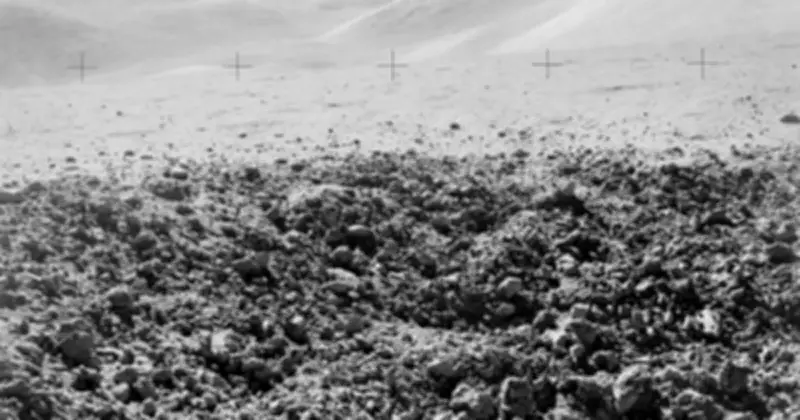 Mẫu Đá Tàu NASA Đem Về Làm Phức Tạp Thêm Lịch Sử Trái Đất