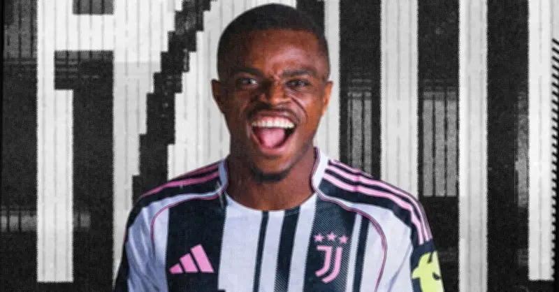 MU và Liverpool đối đầu trong cuộc chiến giành chữ ký hậu vệ Pierre Kalulu