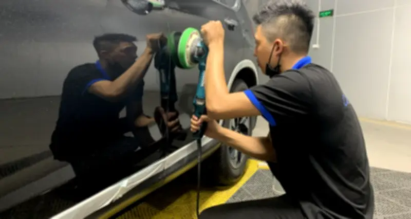 Mua xe màu đen: Lo ngại vết xước, chăm khó hơn các màu khác