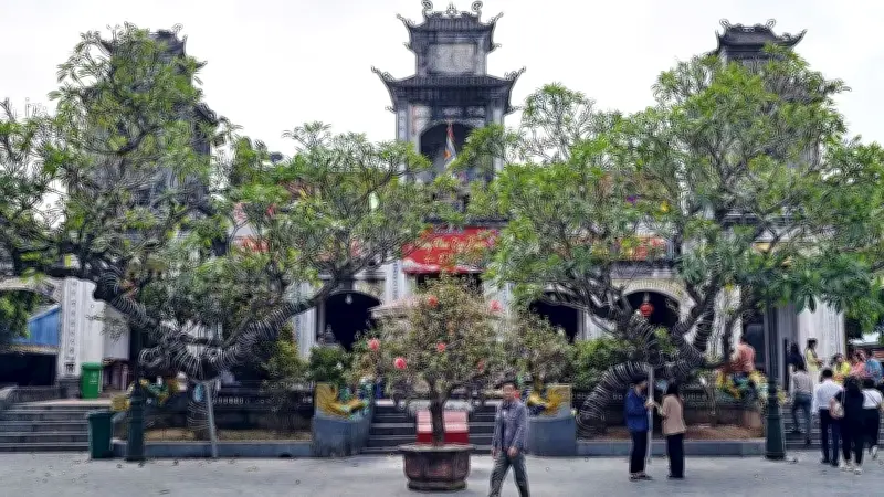 Đền Bảo Lộc: Nỗ lực chấn chỉnh sau những hình ảnh xấu về thương mại hóa tâm linh