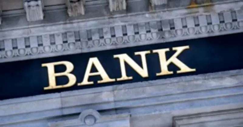 Nợ Cần Chú Ý Ngân Hàng Giảm 15% Năm 2025, VPBank Dẫn Đầu Về Quy Mô