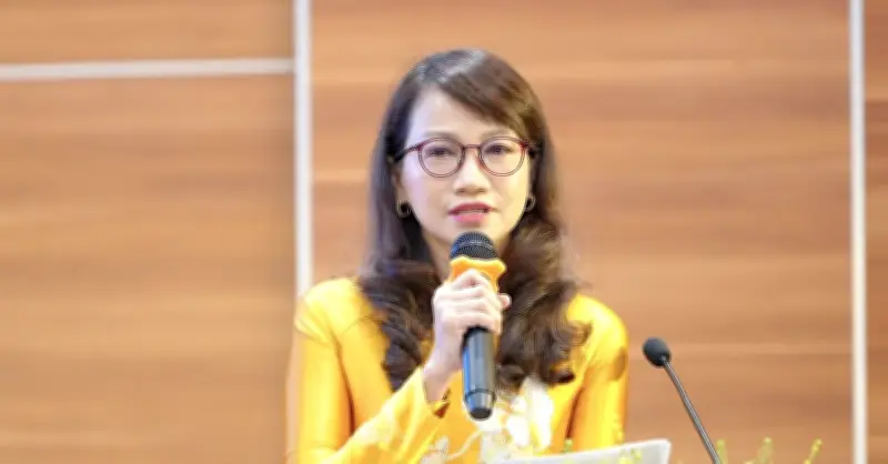 Nữ Giám Đốc Đầu Tiên Của Đại Học Quy Mô Lớn Nhất Nước Ứng Cử Đại Biểu Quốc Hội