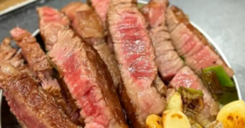 Ăn nhiều thịt đỏ và thực phẩm chế biến sẵn: Mối nguy hại tiềm ẩn cho thận