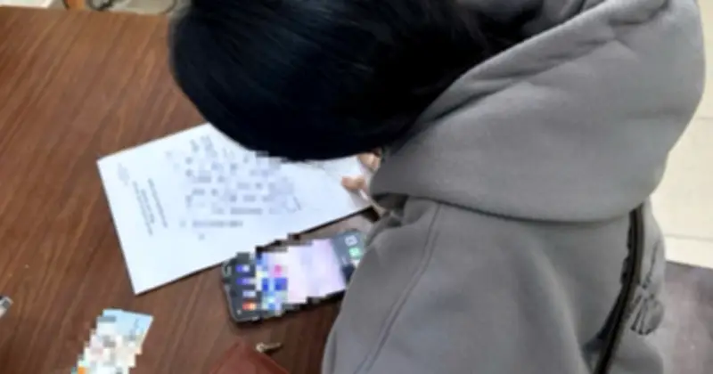 Nữ sinh Hà Nội mất hơn 800 triệu đồng vì bị lừa đảo giả danh công an