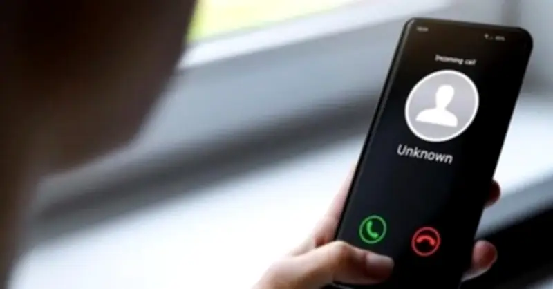 Nữ sinh mất 800 triệu đồng vì tin lời kẻ giả danh công an qua điện thoại