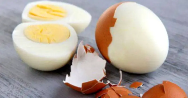 Ăn trứng vào buổi tối: Lợi ích và lưu ý quan trọng cho sức khỏe